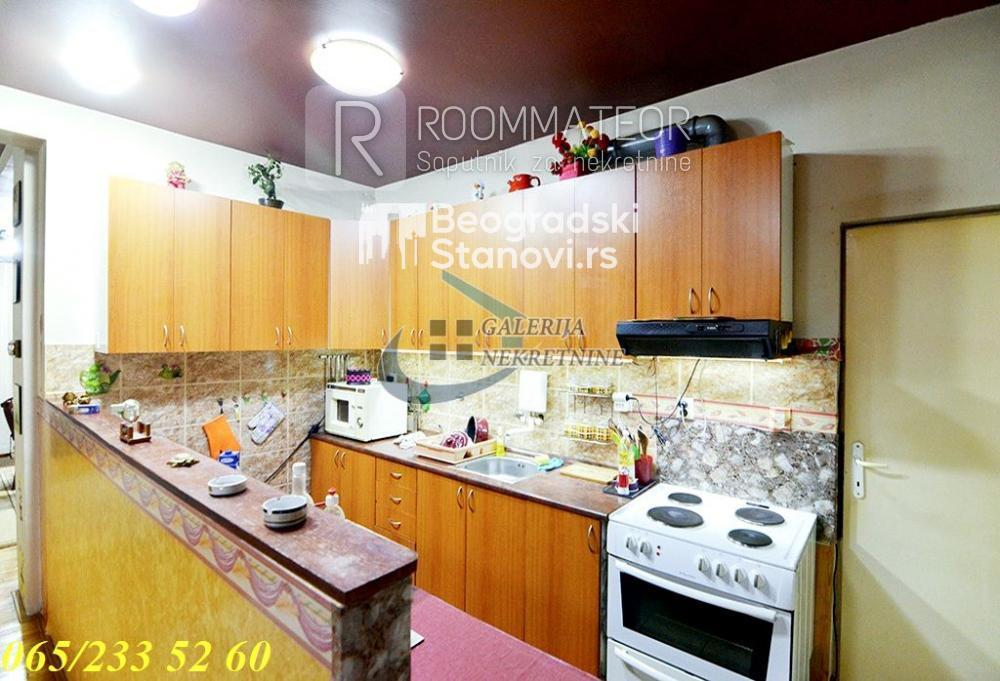 Stan na prodaju u Beogradu, Zvezdara, 190m2, cena 310000 evra
