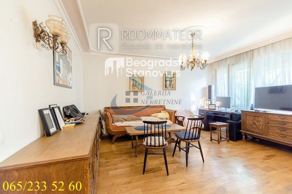 Stan na prodaju u Beogradu, Vračar, dvosoban, 64m2, cena 285000 evra
