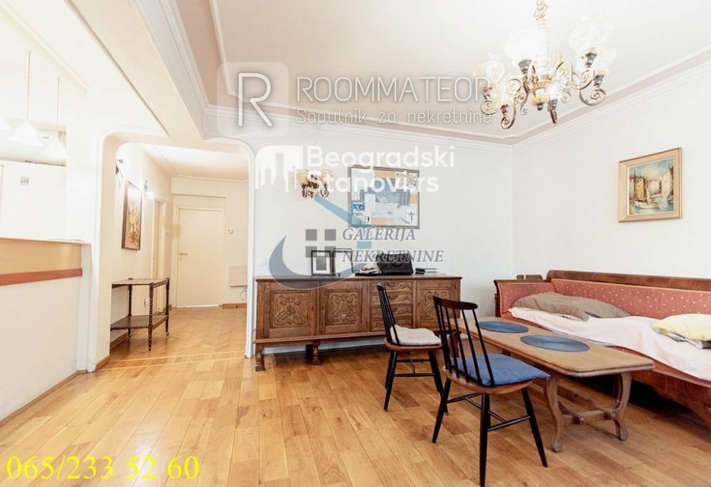 Stan na prodaju u Beogradu, Vračar, dvosoban, 64m2, cena 285000 evra