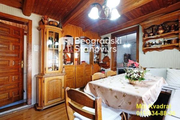 Stan na prodaju u Beogradu, Vračar (Hram), 99m2, cena 310000 evra