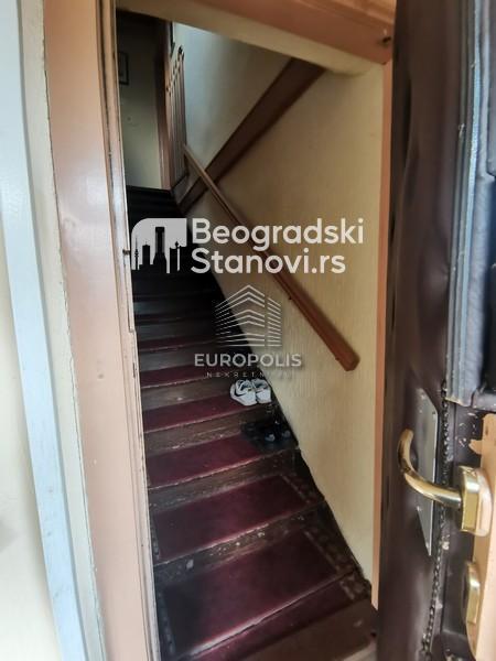 Stan na prodaju u Beogradu, Novi Grad, troiposoban, 90m2, cena 119000 evra