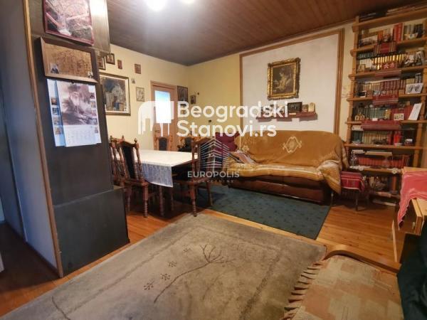 Stan na prodaju u Beogradu, Novi Grad, troiposoban, 90m2, cena 119000 evra