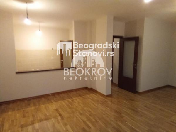 Stan na prodaju u Beogradu, Vračar (Hram), trosoban, 74m2, cena 225000 evra