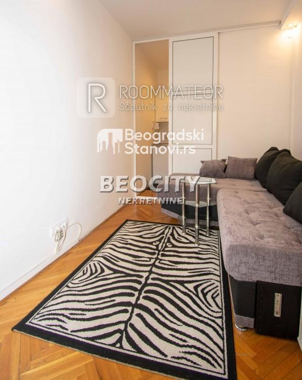 Stan na prodaju u Beogradu, Novi Beograd blok 12 (YUBC), jednoiposoban, 36m2, cena 169000 evra