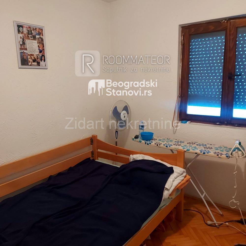 Stan na prodaju u Beogradu, Zemun polje, dvoiposoban, 59m2, cena 86000 evra