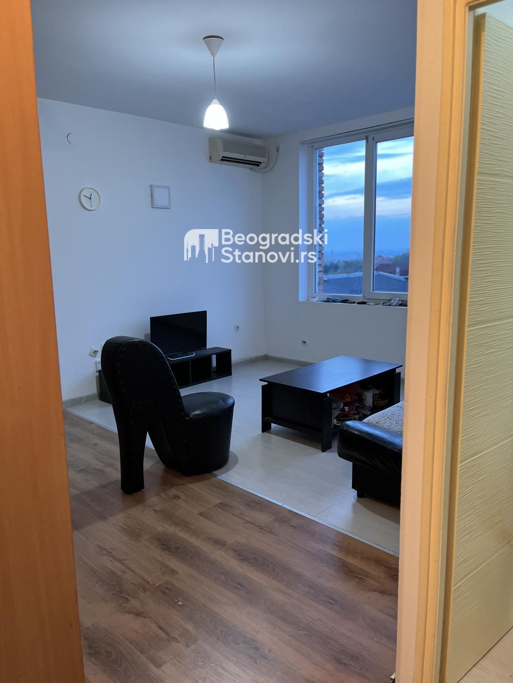 Stan na prodaju u Beogradu, Vojvode Vlahovića, jednoiposoban, 50m2