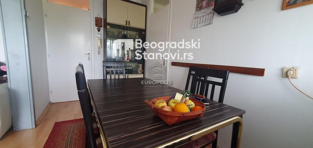 Stan na prodaju u Beogradu, Novi Beograd blok 70 (Kineski TC), dvoiposoban, 68m2, cena 192000 evra