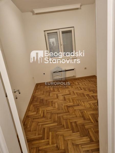 Stan na prodaju u Beogradu, Zemun, dvosoban, 54m2, cena 110500 evra