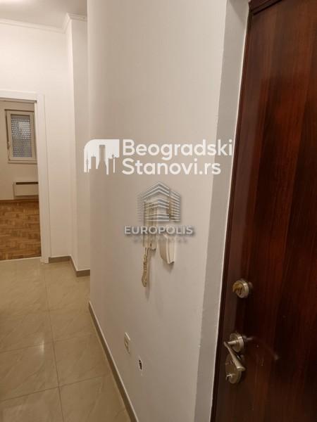 Stan na prodaju u Beogradu, Zemun, dvosoban, 54m2, cena 110500 evra