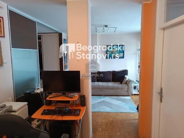 Stan na prodaju u Beogradu, Novi Beograd, dvosoban, 58m2, cena 149000 evra