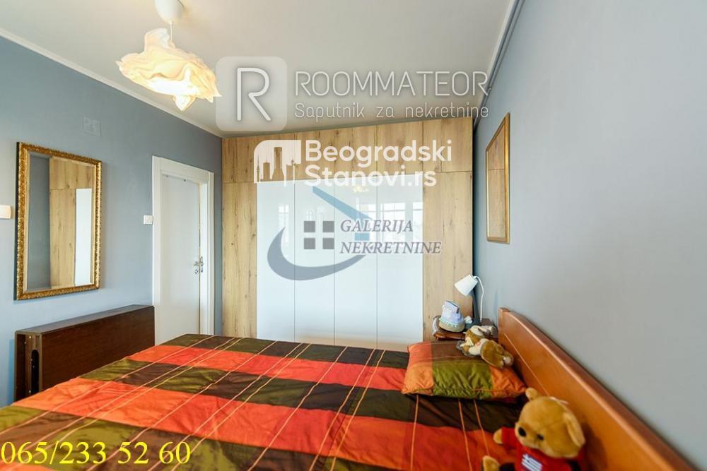 Stan na prodaju u Beogradu, Savski venac, dvosoban, 66m2, cena 235000 evra