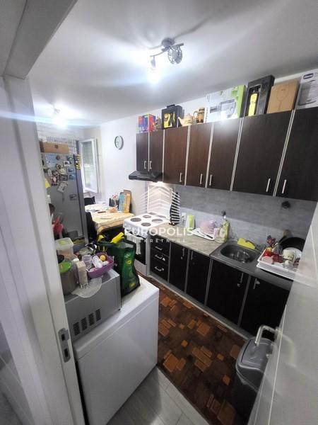 Stan na prodaju u Beogradu, Zemun, dvoiposoban, 50m2, cena 87000 evra