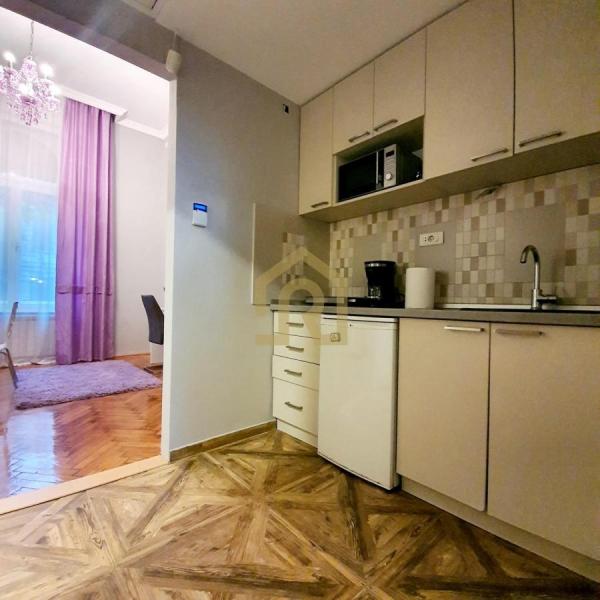 Stan na prodaju u Beogradu, Beograd (Trg Republike), jednoiposoban, 47m2, cena 235000 evra