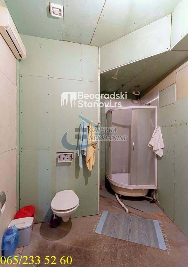 Stan na prodaju u Beogradu, Vračar, dvosoban, 72m2, cena 360000 evra