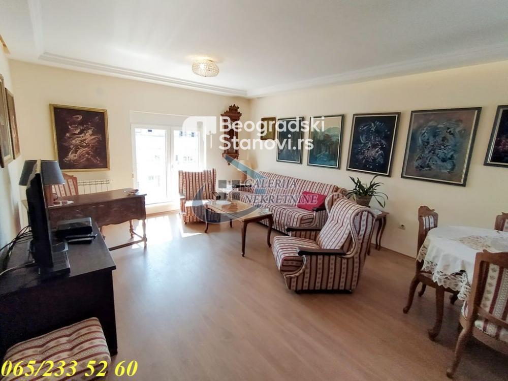 Stan na prodaju u Beogradu, Stari grad, 208m2, cena 580000 evra