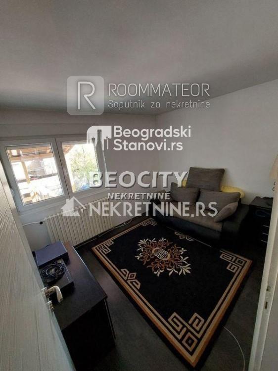 Stan na prodaju u Beogradu, Batajnica, dvoiposoban, 104m2, cena 153000 evra