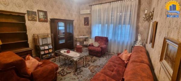 Stan na prodaju u Beogradu, Palilula, cetvorosoban, 92m2, cena 295000 evra