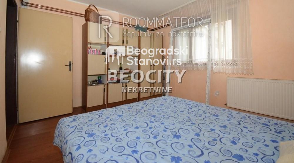 Stan na prodaju u Beogradu, Lazarevac, dvosoban, 105m2, cena 47000 evra