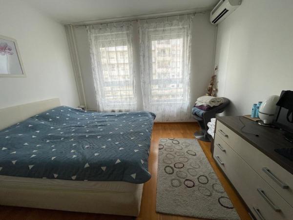 Stan na prodaju u Beogradu, Novi Beograd blok 67A (Belvile), dvosoban, 60m2, cena 231000 evra