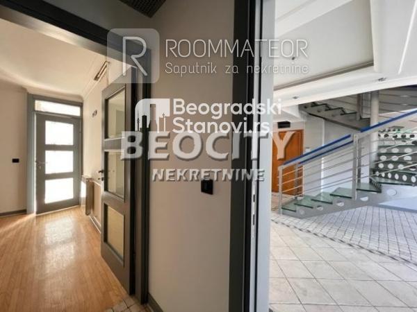 Stan na prodaju u Beogradu, Vračar, trosoban, 190m2, cena 499000 evra