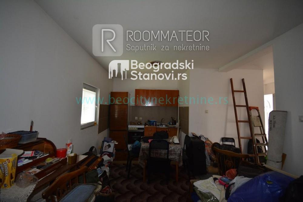 Stan na prodaju u Beogradu, Rakovica, dvosoban, 102m2, cena 85000 evra