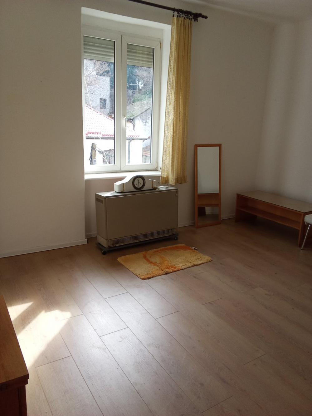 Stan na prodaju u Beogradu, Savski venac, jednoiposoban, 38m2, cena 130000 evra