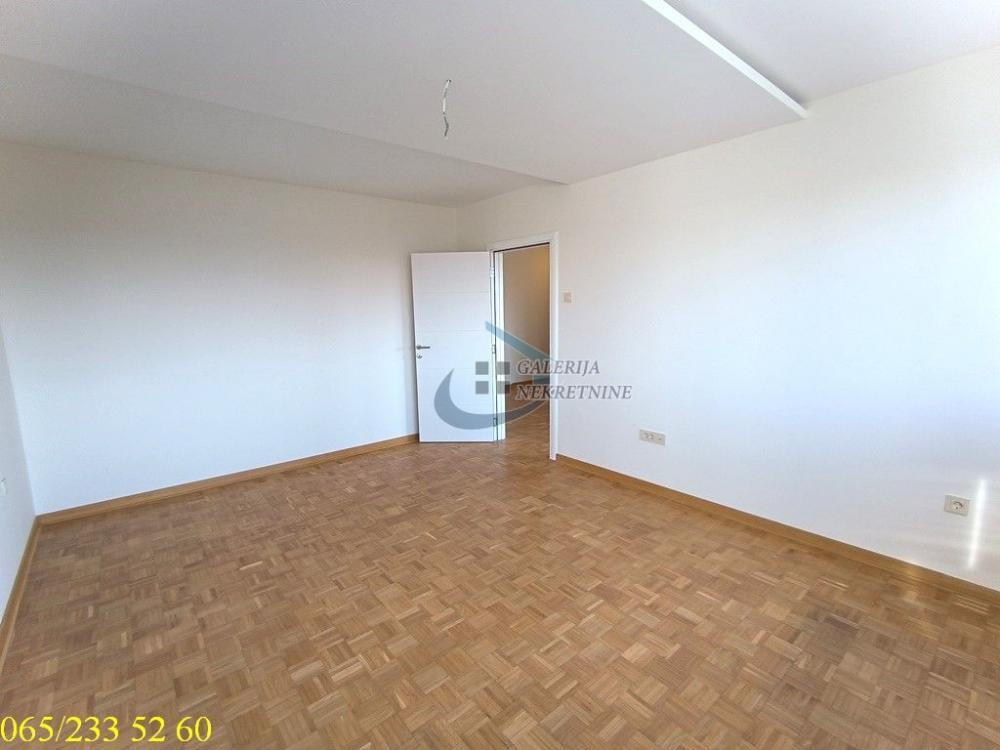 Stan na prodaju u Beogradu, Novi Beograd blok 45 (TC Enjub), dvosoban, 70m2, cena 245000 evra