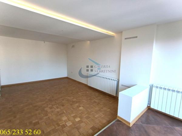 Stan na prodaju u Beogradu, Novi Beograd blok 45 (TC Enjub), dvosoban, 70m2, cena 245000 evra