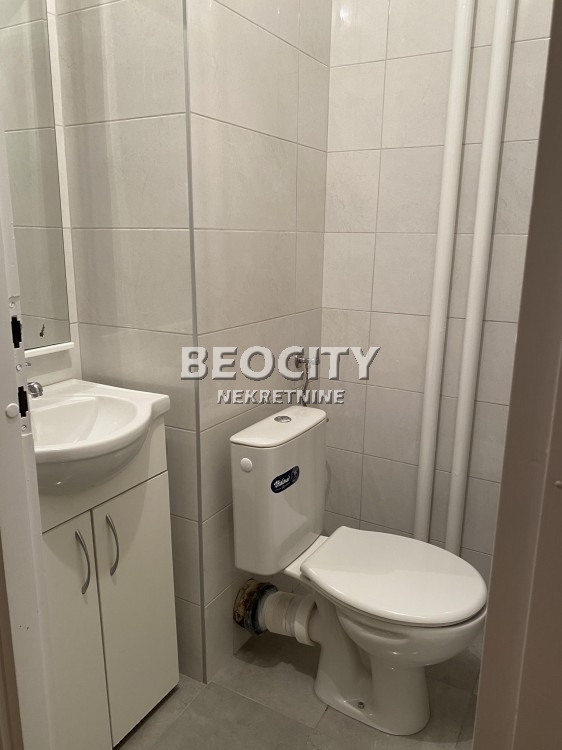 Stan na prodaju u Beogradu, Novi Beograd blok 30 (B92), dvoiposoban, 92m2, cena 319000 evra