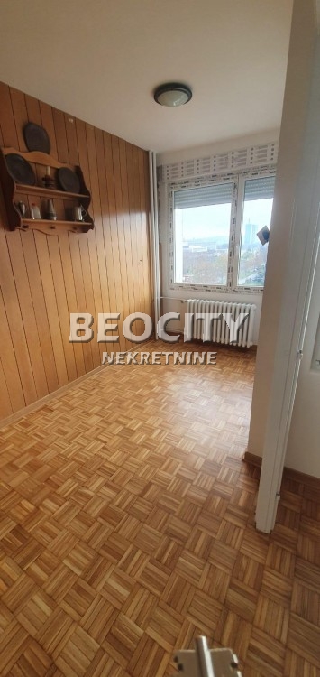 Stan na prodaju u Beogradu, Novi Beograd blok 30 (B92), dvoiposoban, 92m2, cena 319000 evra