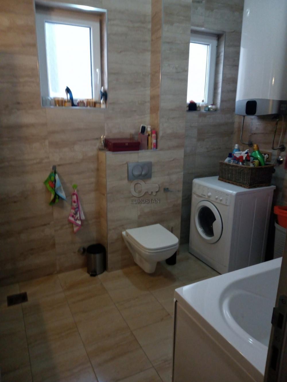 Stan na prodaju u Beogradu, Zvezdara, cetvorosoban, 114m2, cena 250000 evra