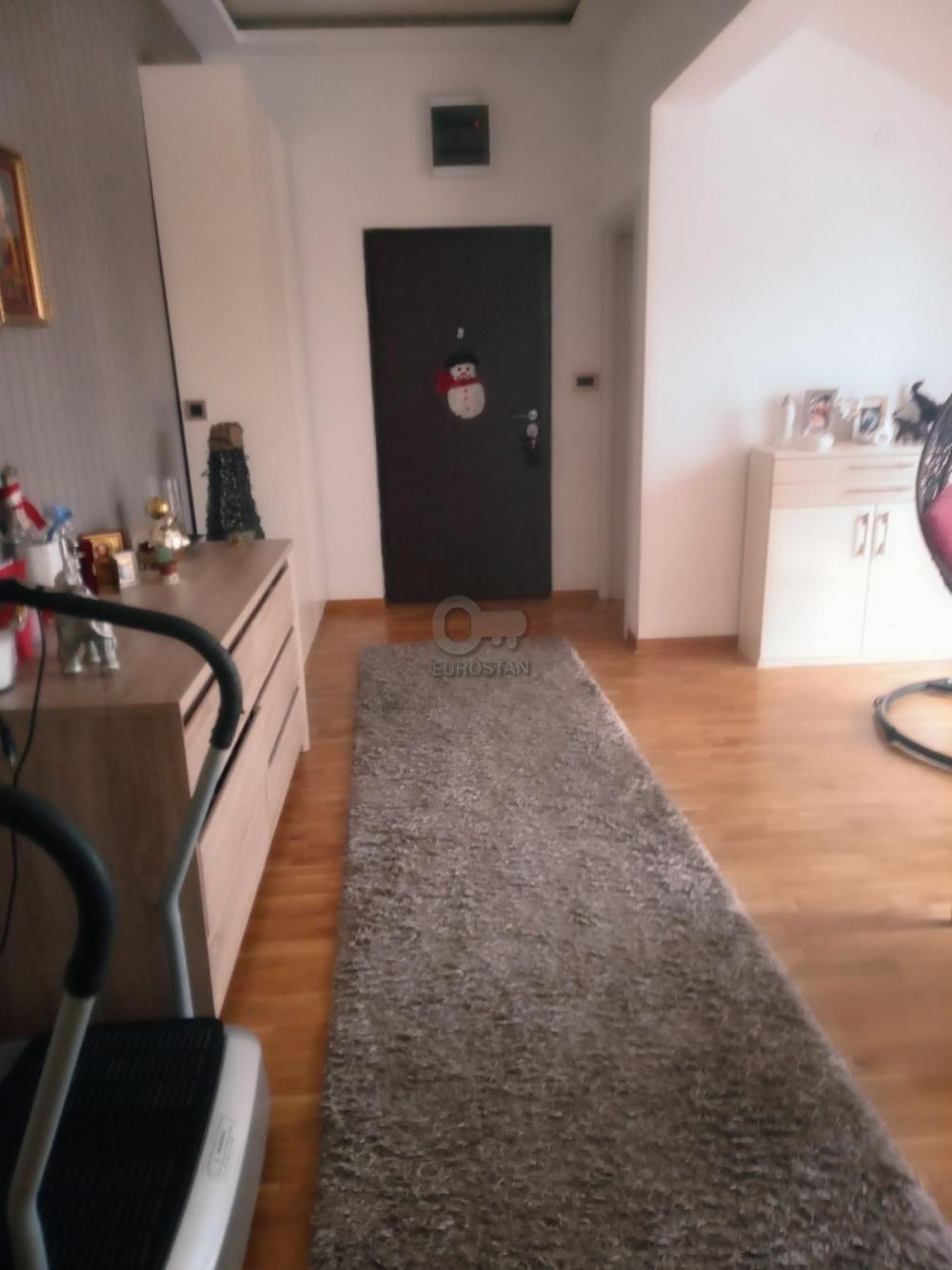 Stan na prodaju u Beogradu, Zvezdara, cetvorosoban, 114m2, cena 250000 evra