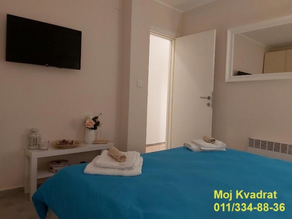 Stan na prodaju u Beogradu, Medaković 3, cetvorosoban, 64m2, cena 135000 evra