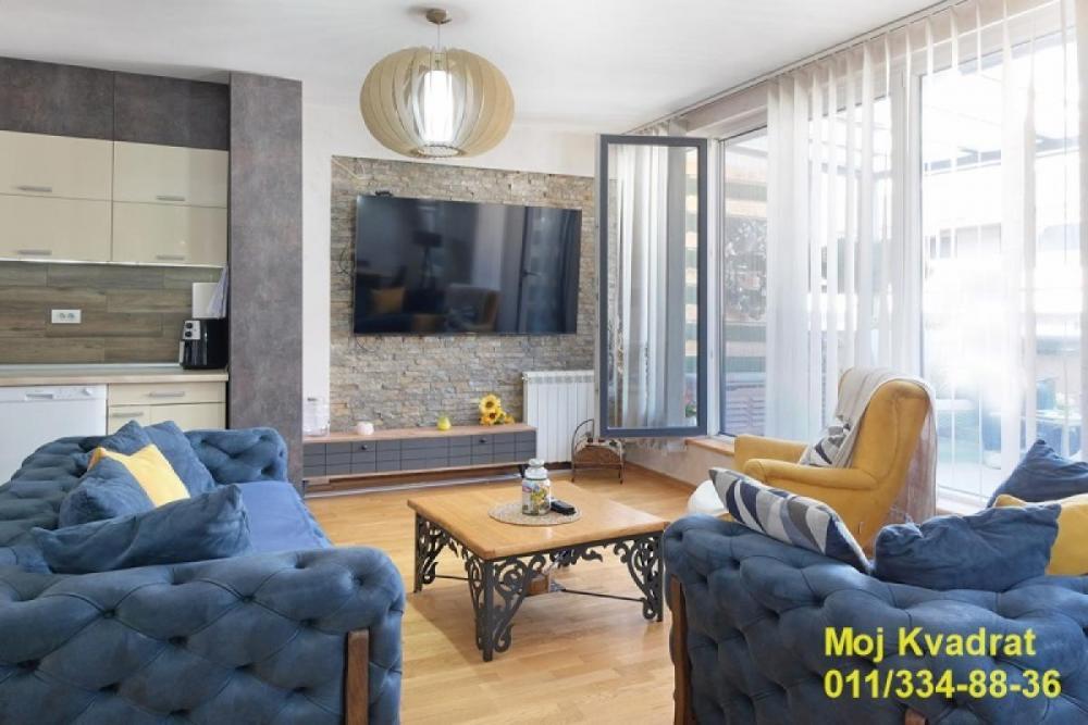 Stan na prodaju u Beogradu, Višnjička banja, cetvorosoban, 113m2, cena 330000 evra