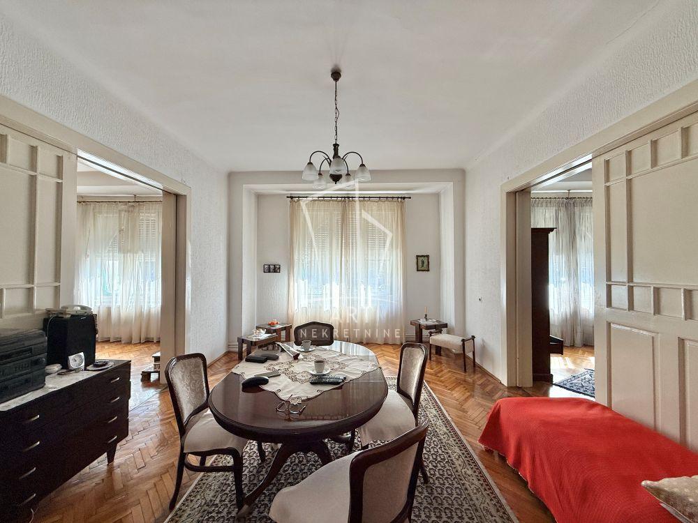 Stan na prodaju u Beogradu, Savski venac, troiposoban, 98m2, cena 380000 evra