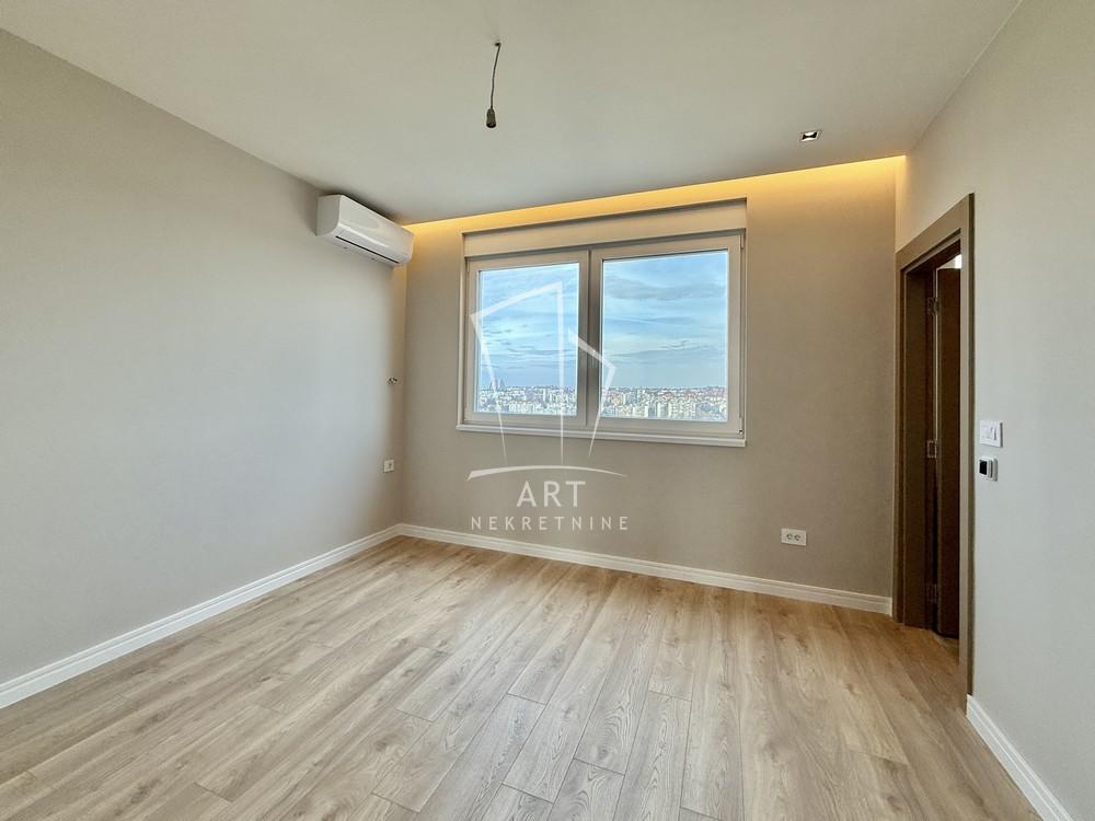 Stan na prodaju u Beogradu, Voždovac, cetvorosoban, 166m2, cena 550000 evra