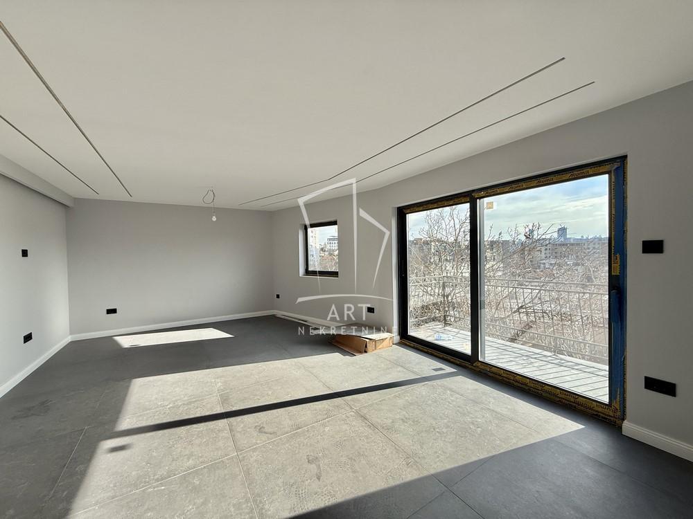 Stan na prodaju u Beogradu, Vračar, troiposoban, 119m2, cena 390000 evra