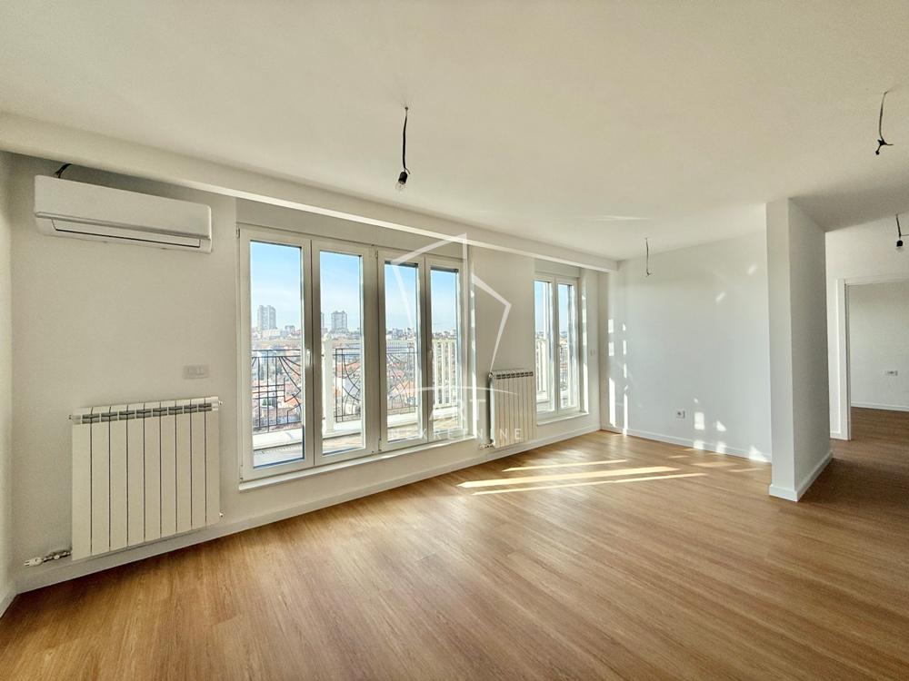 Stan na prodaju u Beogradu, Dušanovac, cetvorosoban, 162m2, cena 426800 evra