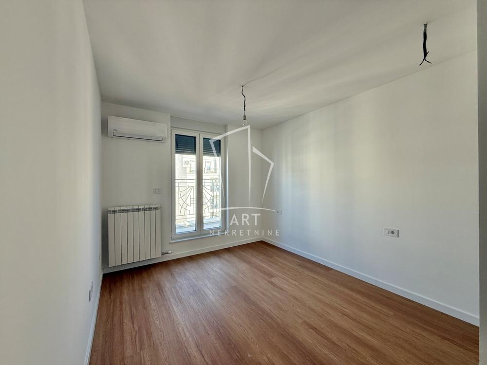 Stan na prodaju u Beogradu, Dušanovac, cetvorosoban, 124m2, cena 312400 evra