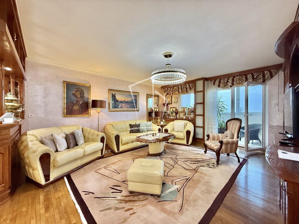 Stan na prodaju u Beogradu, Banovo brdo, trosoban, 101m2, cena 330000 evra