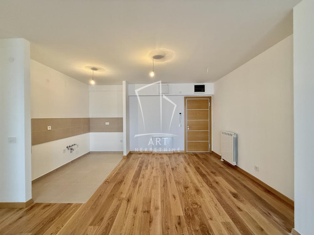 Stan na prodaju u Beogradu, Voždovac, cetvorosoban, 95m2, cena 335000 evra