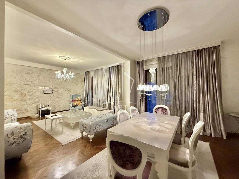 Stan na prodaju u Beogradu, Vukov spomenik, trosoban, 82m2, cena 329000 evra