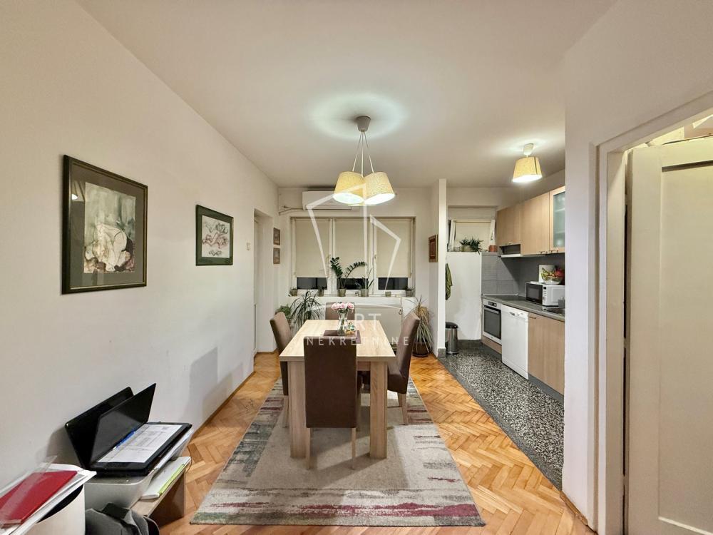 Stan na prodaju u Beogradu, Zvezdara, dvosoban, 61m2, cena 230000 evra