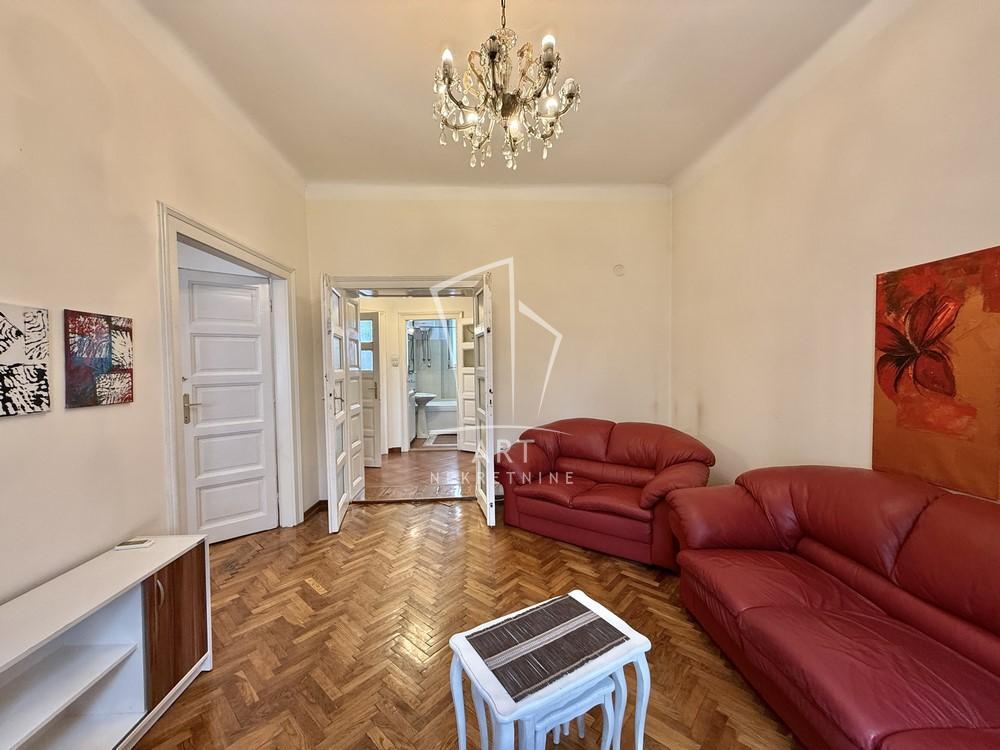 Stan na prodaju u Beogradu, Vračar (Hram), dvosoban, 57m2, cena 230000 evra