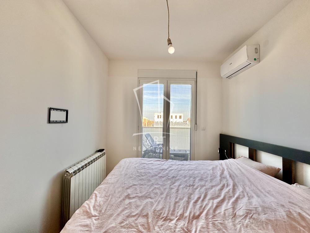Stan na prodaju u Beogradu, Zemun, dvoiposoban, 70m2, cena 233000 evra