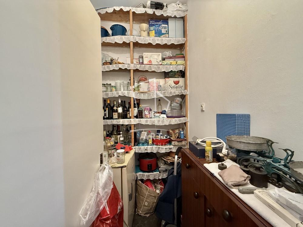 Stan na prodaju u Beogradu, Stari grad, cetvorosoban, 115m2, cena 690000 evra