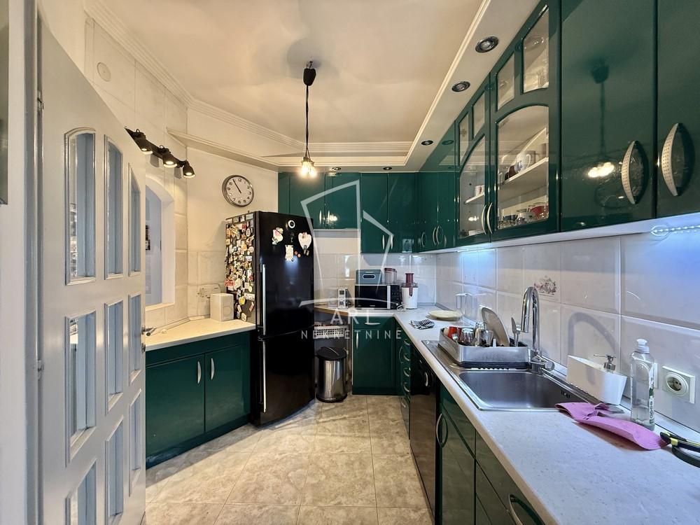 Stan na prodaju u Beogradu, Beograd (centar), 75m2, cena 305000 evra