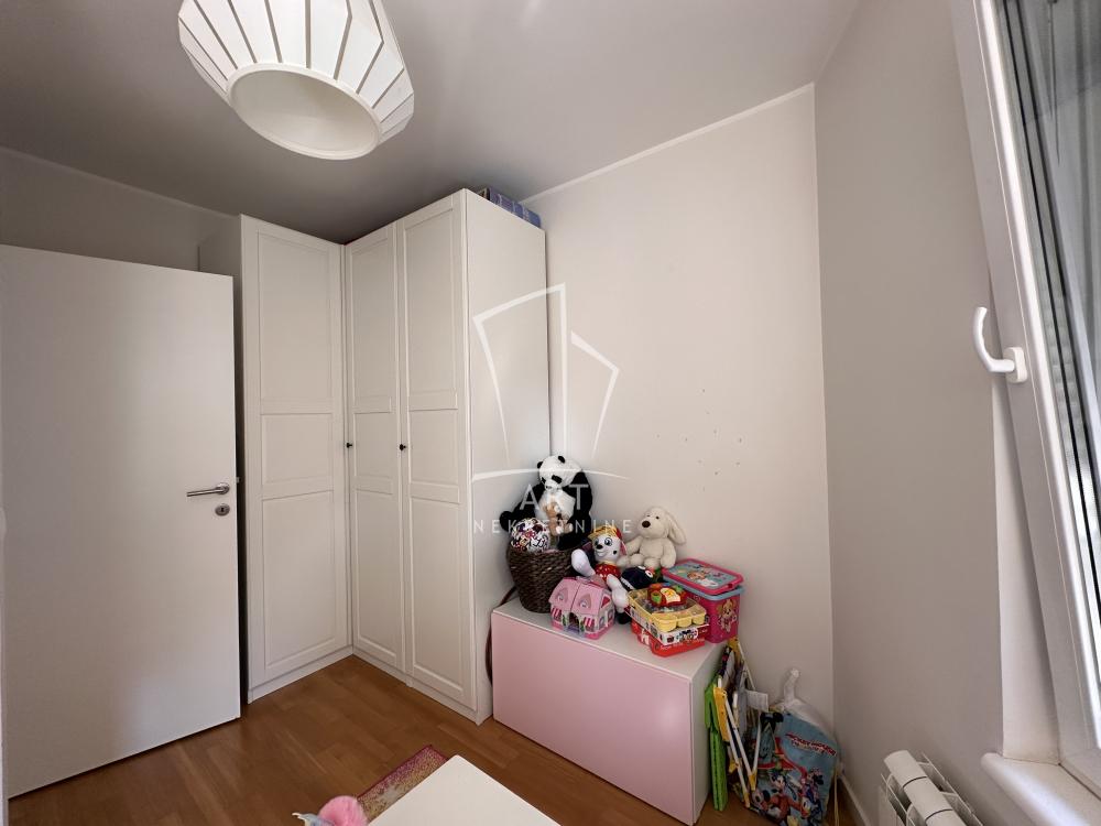 Stan na prodaju u Beogradu, Stari grad, trosoban, 65m2, cena 330000 evra