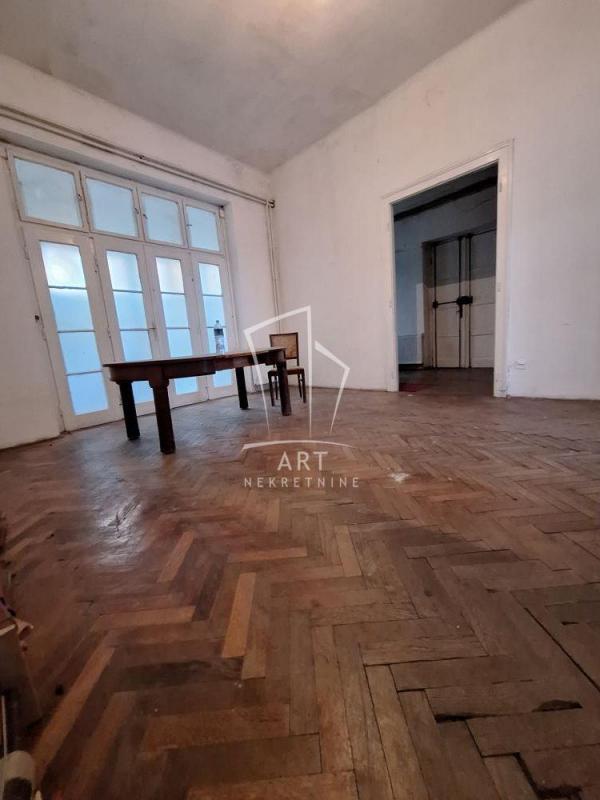 Stan na prodaju u Beogradu, Vračar, 192m2, cena 450000 evra