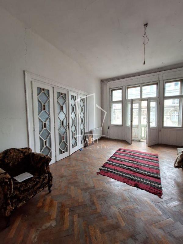 Stan na prodaju u Beogradu, Vračar, 192m2, cena 450000 evra